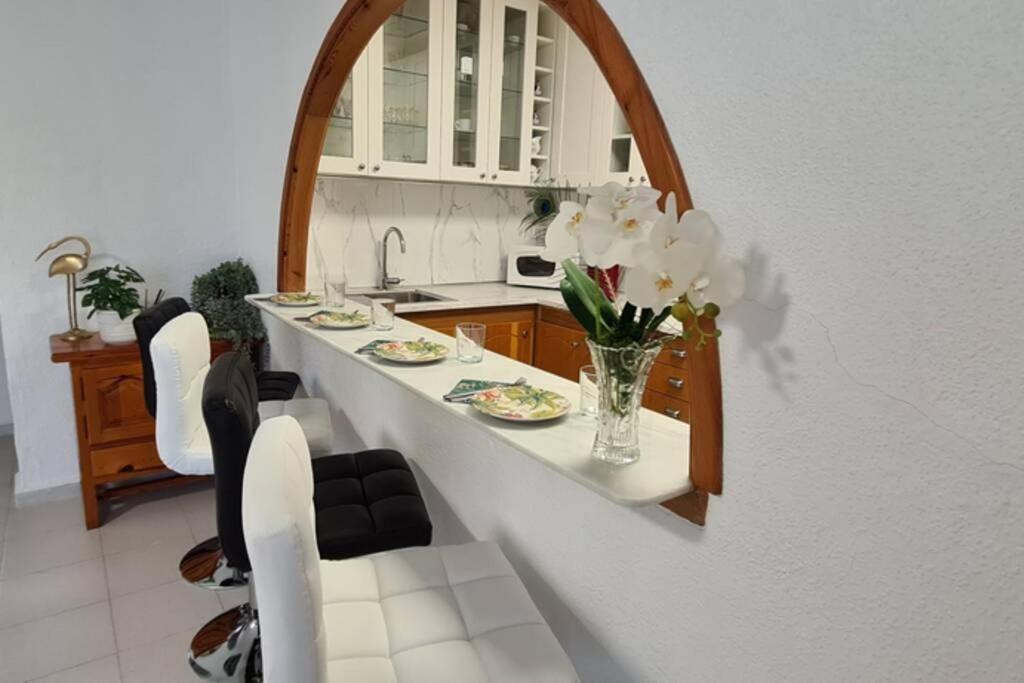Tropical Paradise Villa In Torrevieja Zewnętrze zdjęcie